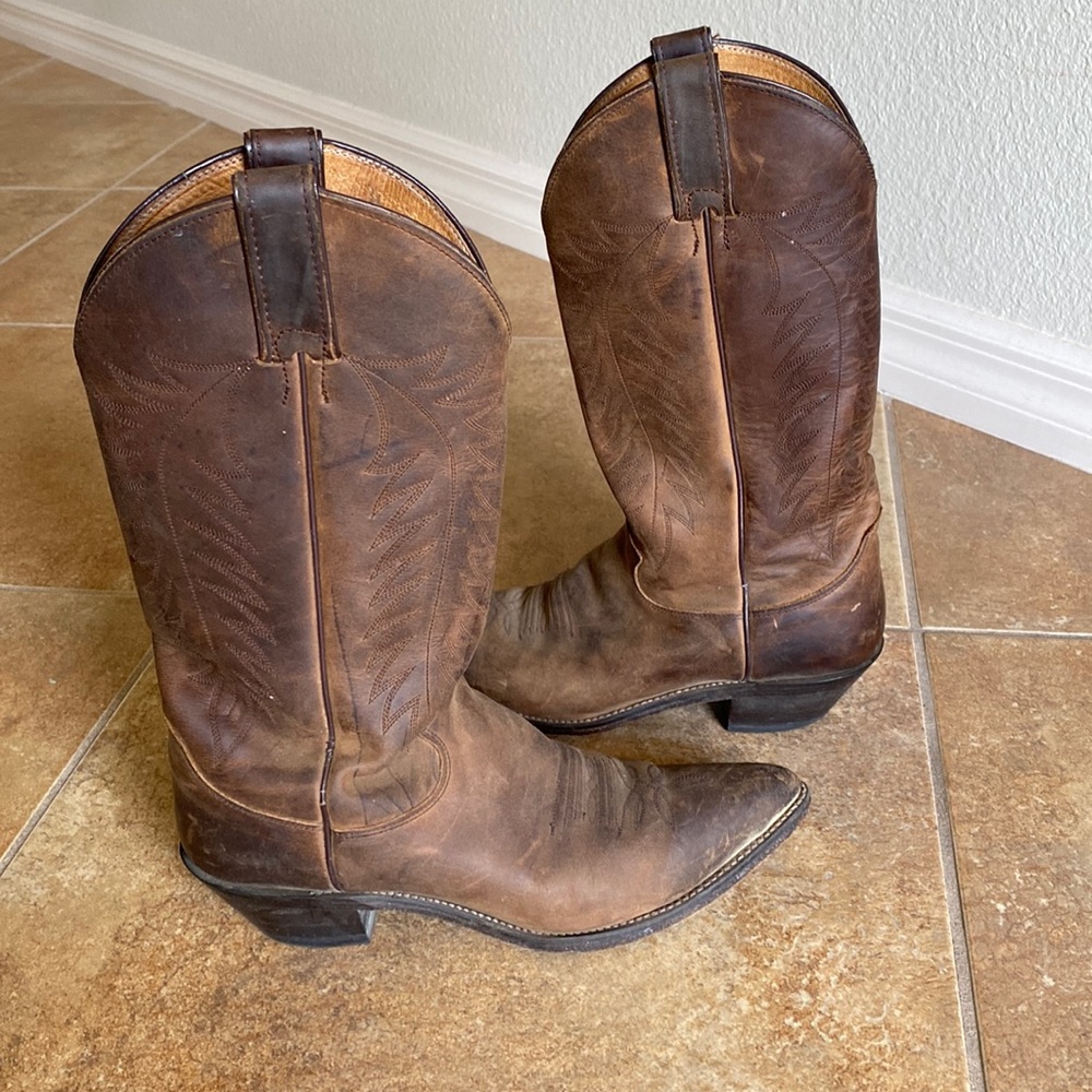 Justin women’s cowboy boots